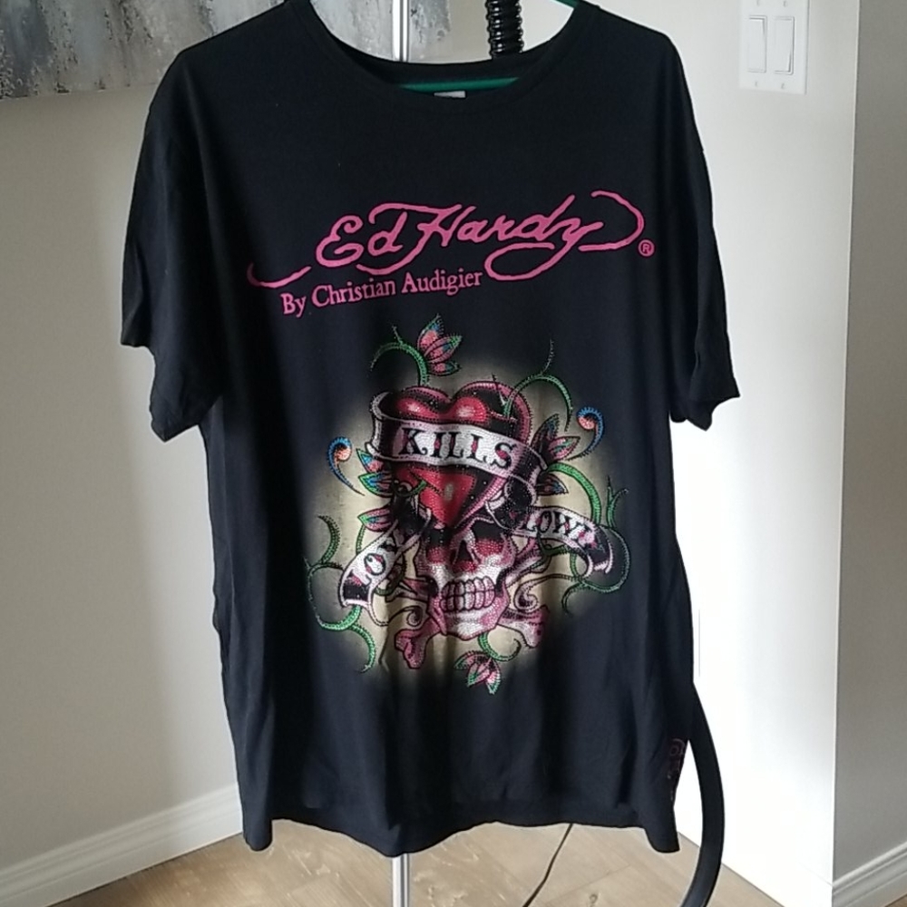 Ed Hardy T shirt